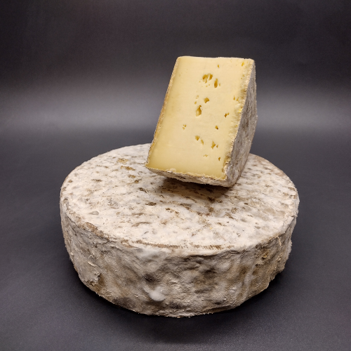 Tomme de Chambéry entière + affinée 